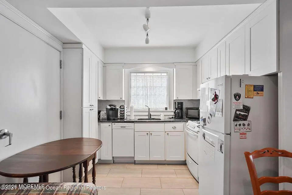 220 Marine Place Avon-by-the-sea, NJ 07717