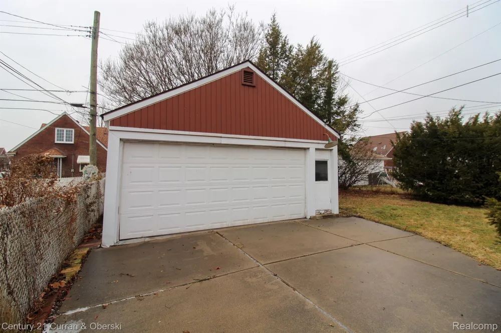 7907 W MORROW CIRCLE Dearborn City, MI 48126