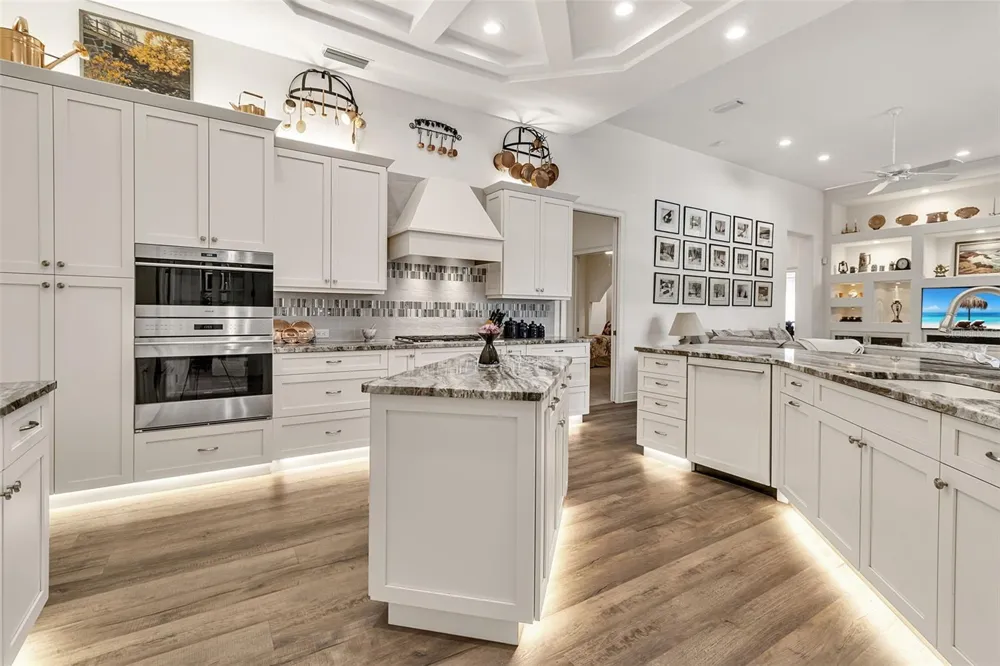 362 MACEWEN DRIVE Osprey, FL 34229
