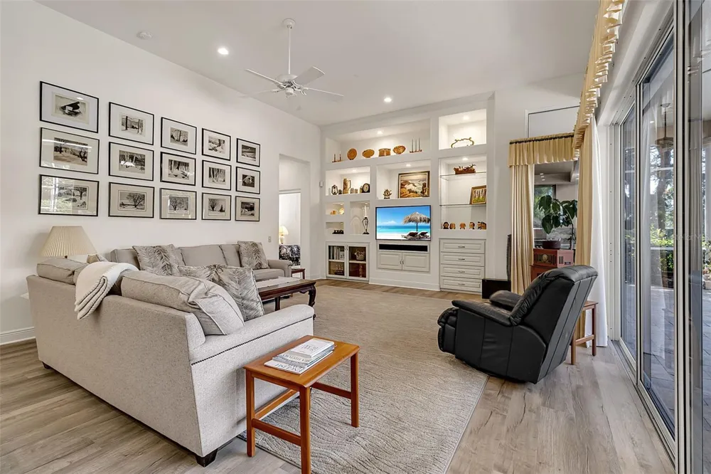 362 MACEWEN DRIVE Osprey, FL 34229