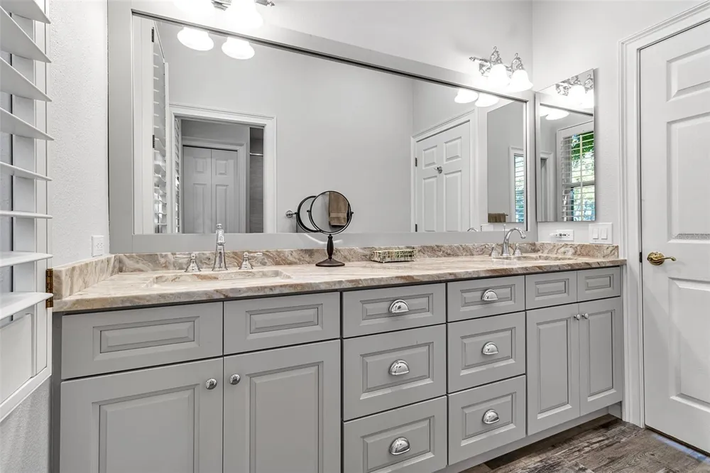 362 MACEWEN DRIVE Osprey, FL 34229