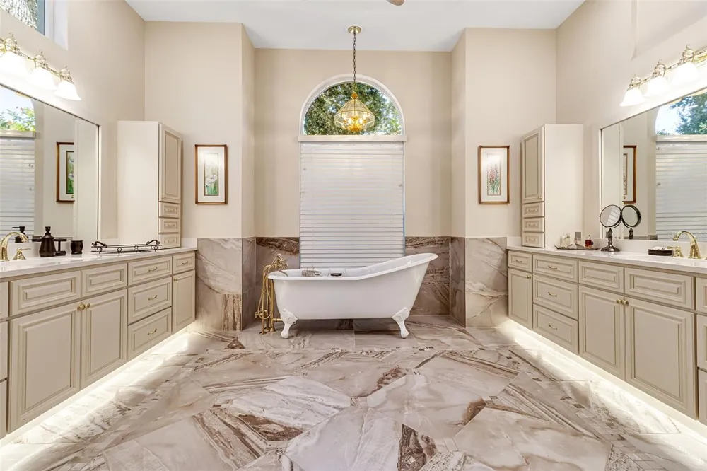 362 MACEWEN DRIVE Osprey, FL 34229