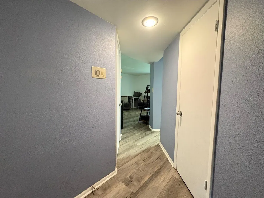 8702 MALLARD RESERVE DRIVE #104 Tampa, FL 33614