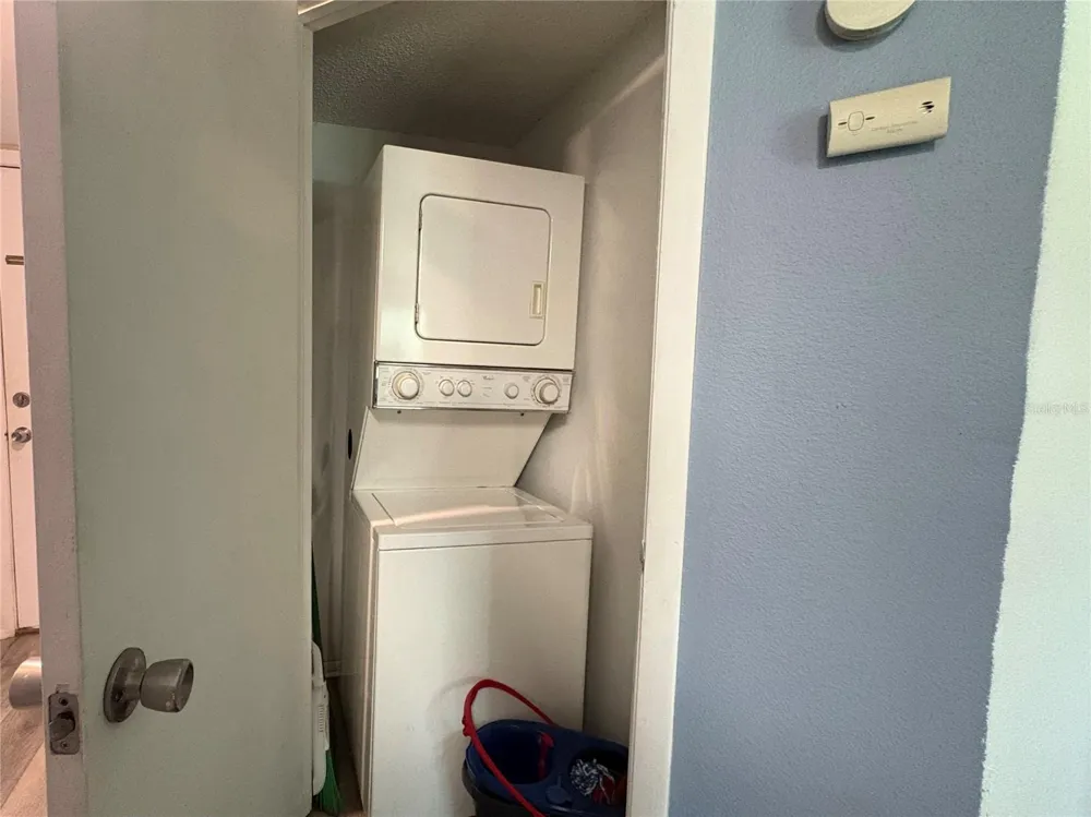8702 MALLARD RESERVE DRIVE #104 Tampa, FL 33614