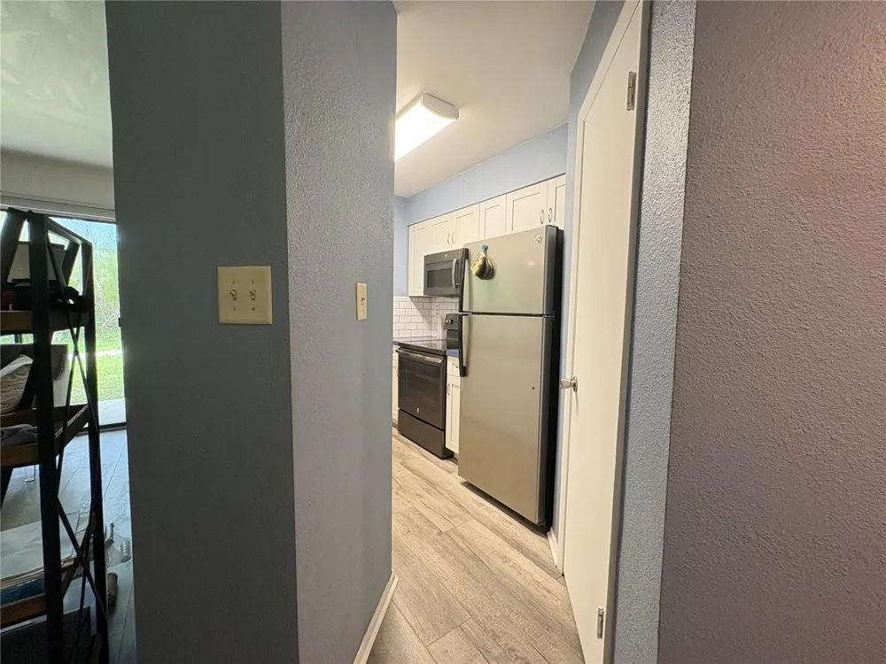 8702 MALLARD RESERVE DRIVE #104 Tampa, FL 33614