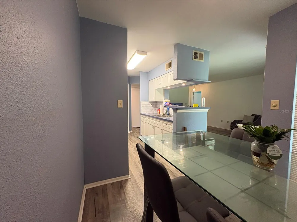8702 MALLARD RESERVE DRIVE #104 Tampa, FL 33614