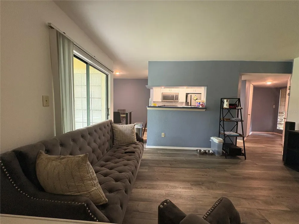 8702 MALLARD RESERVE DRIVE #104 Tampa, FL 33614