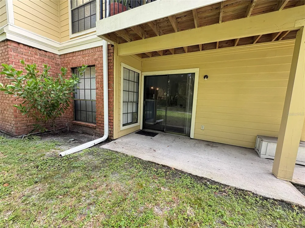 8702 MALLARD RESERVE DRIVE #104 Tampa, FL 33614