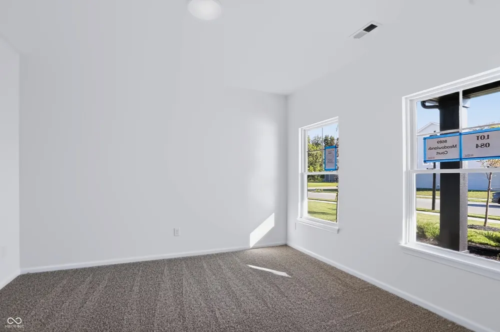 8689 Meadowlands Court Plainfield, IN 46168