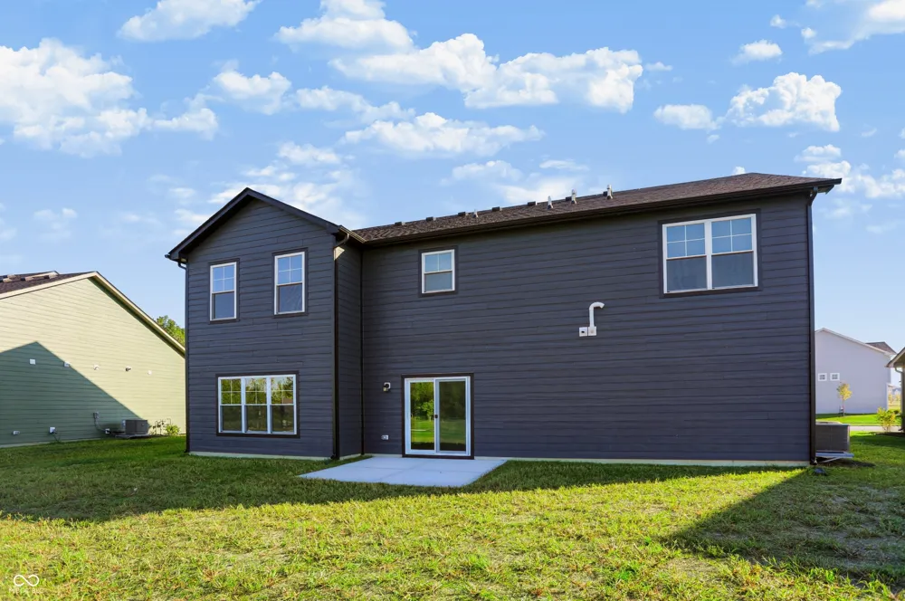 8689 Meadowlands Court Plainfield, IN 46168