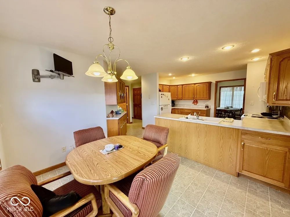 8621 County Road 425 W Brazil, IN 47834