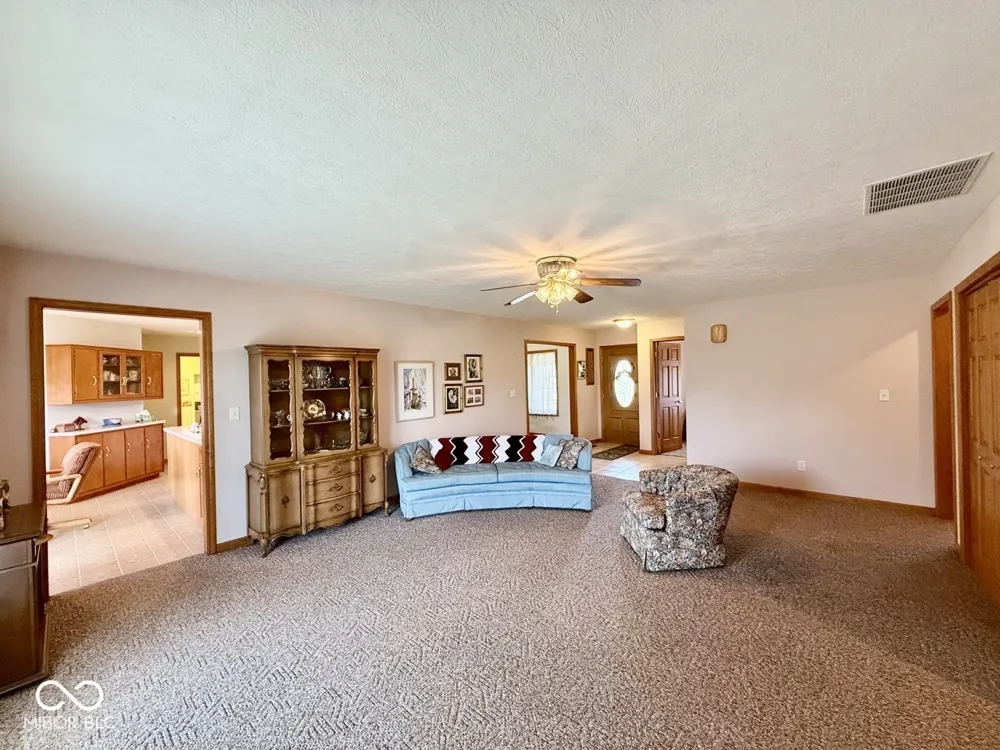 8621 County Road 425 W Brazil, IN 47834