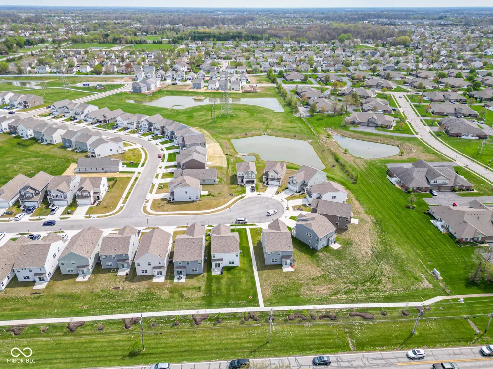 5146 Triple Crown Way Indianapolis, IN 46237