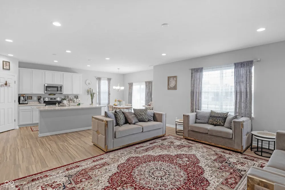 5146 Triple Crown Way Indianapolis, IN 46237