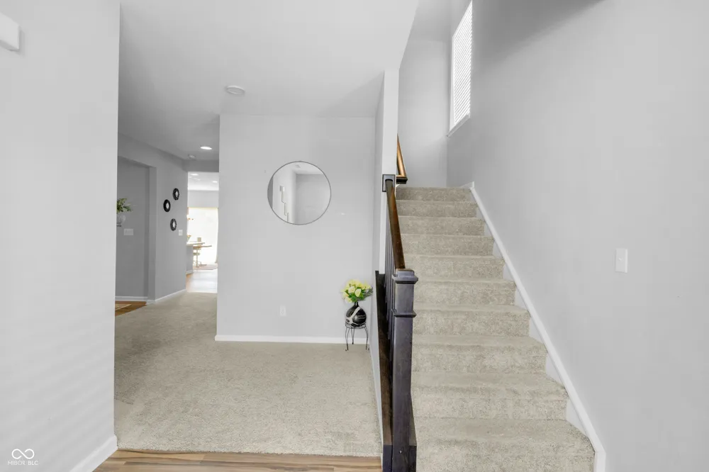 5146 Triple Crown Way Indianapolis, IN 46237