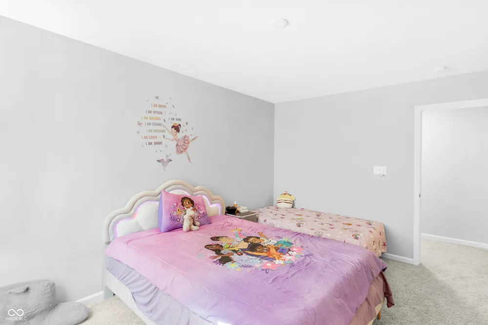 5146 Triple Crown Way Indianapolis, IN 46237