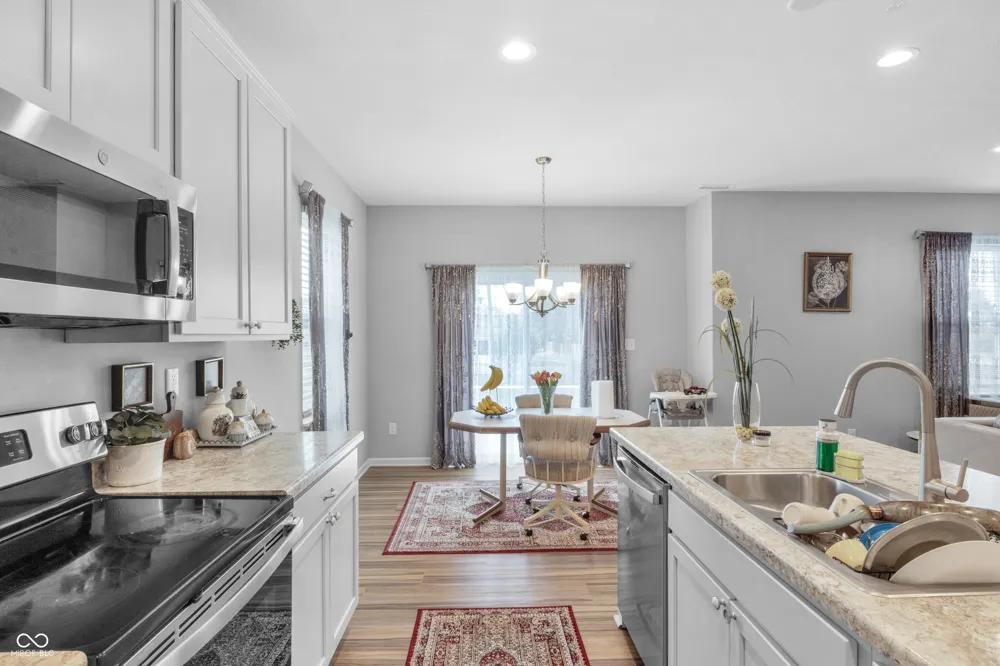 5146 Triple Crown Way Indianapolis, IN 46237