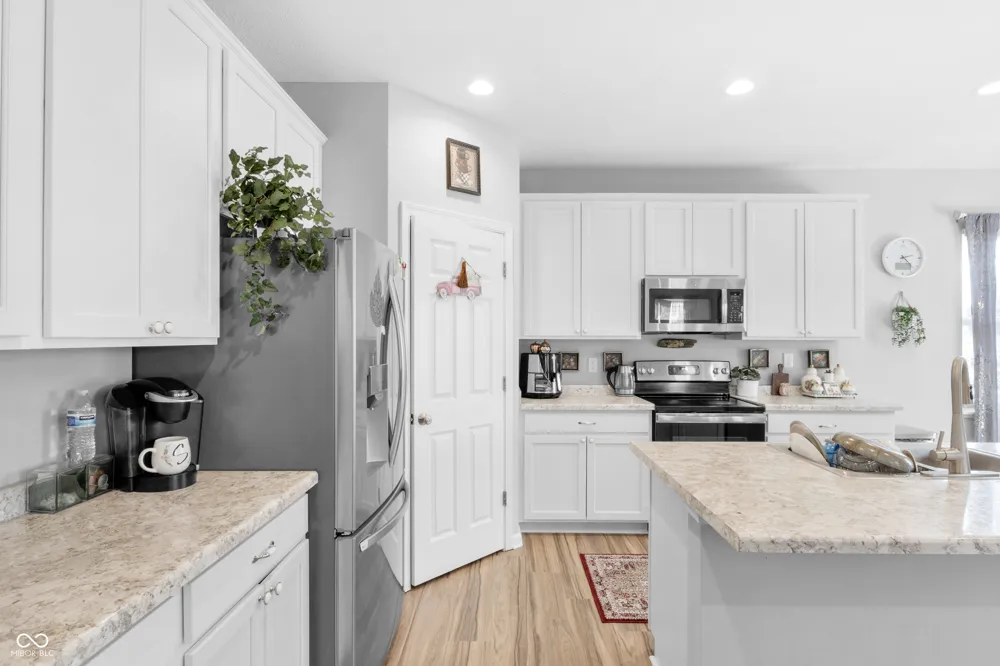 5146 Triple Crown Way Indianapolis, IN 46237