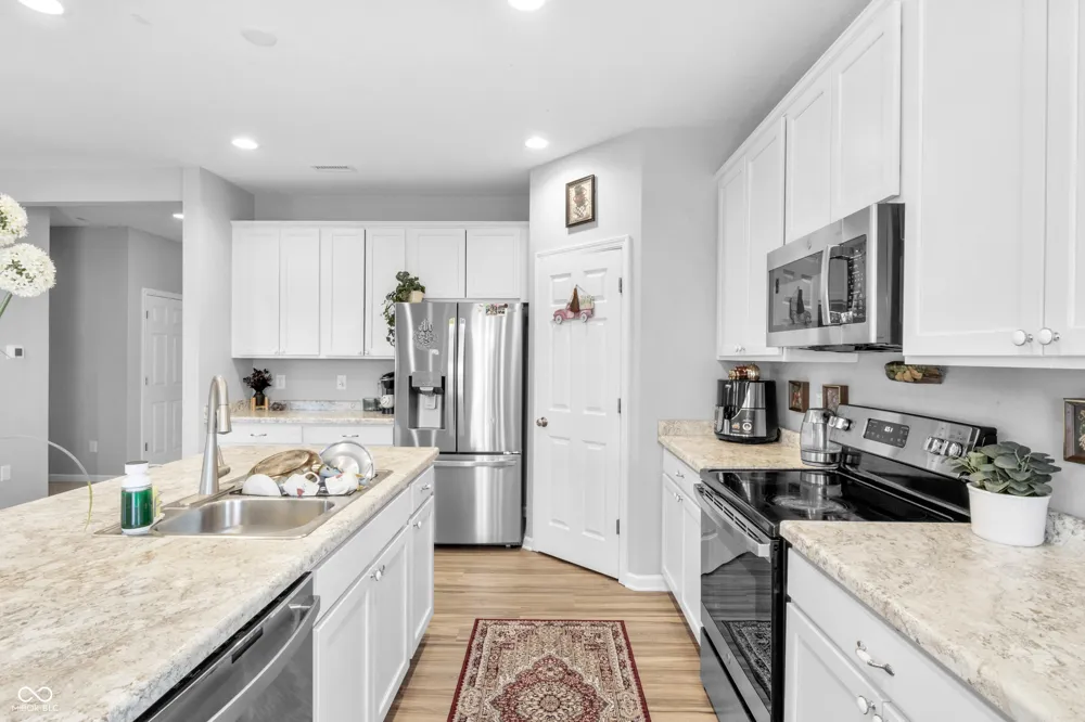5146 Triple Crown Way Indianapolis, IN 46237