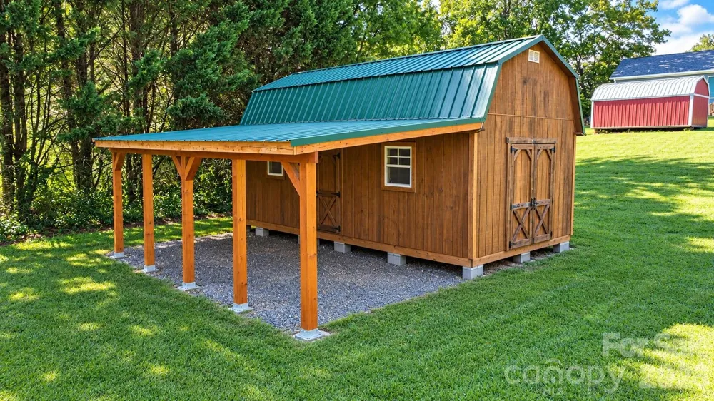 1046 Edgemont Terrace Morganton, NC 28655