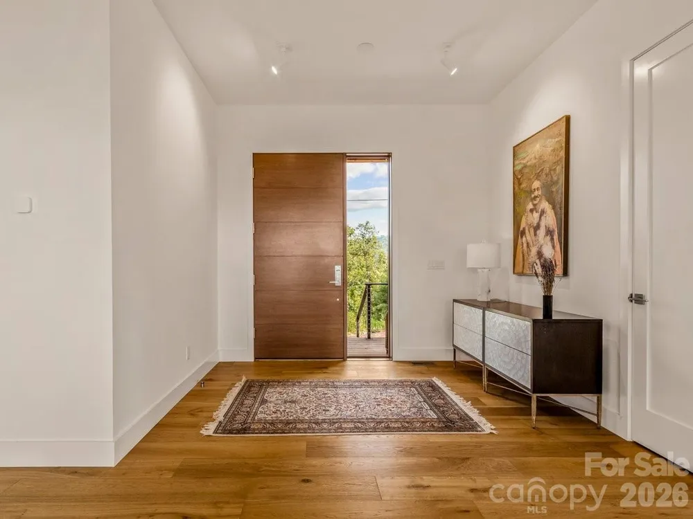 98 Running Ridge Road Asheville, NC 28804