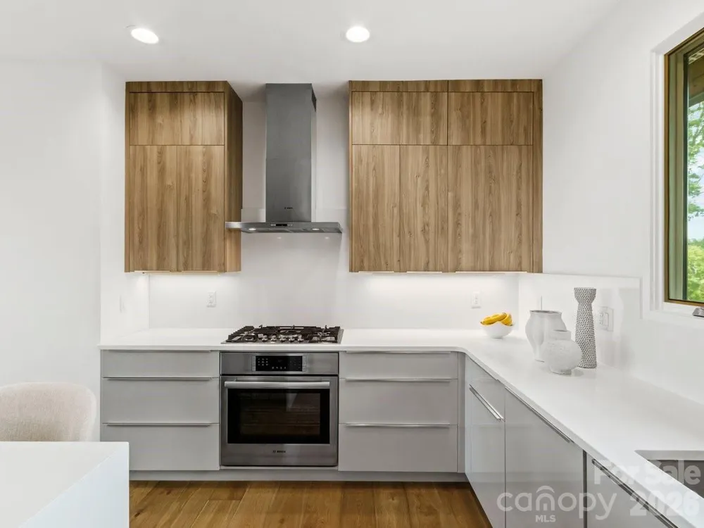 98 Running Ridge Road Asheville, NC 28804