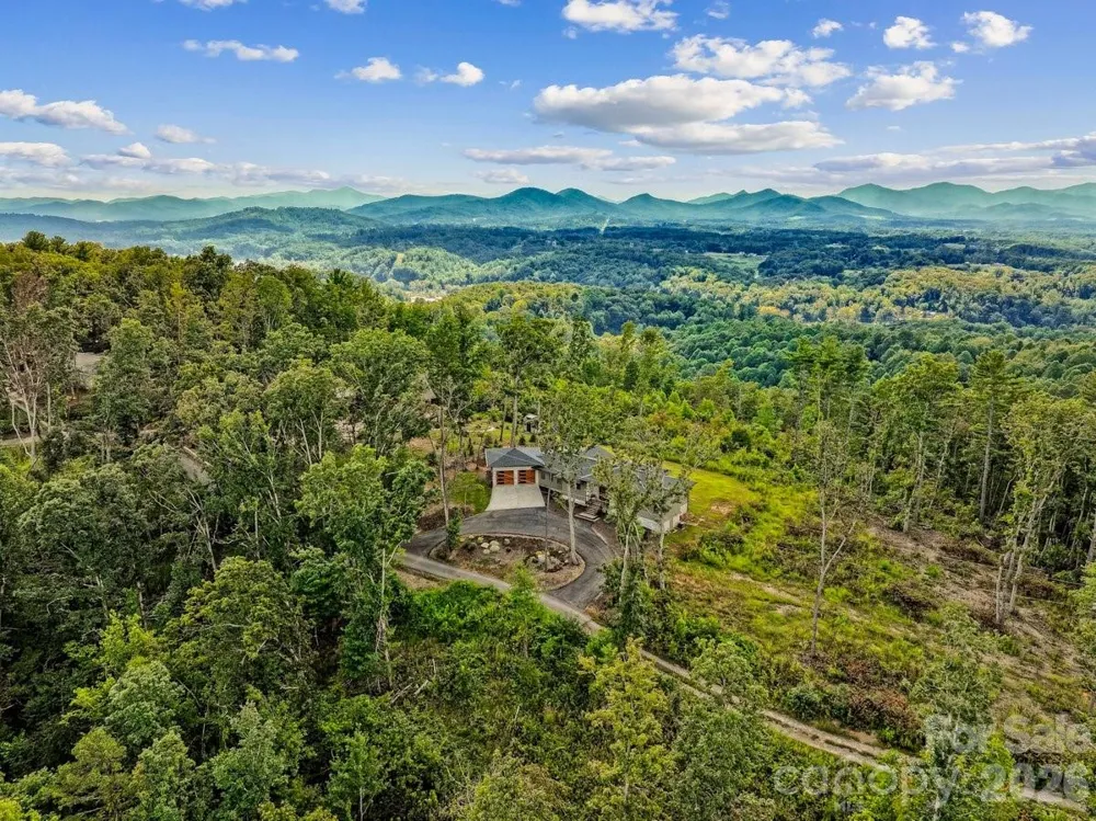 98 Running Ridge Road Asheville, NC 28804