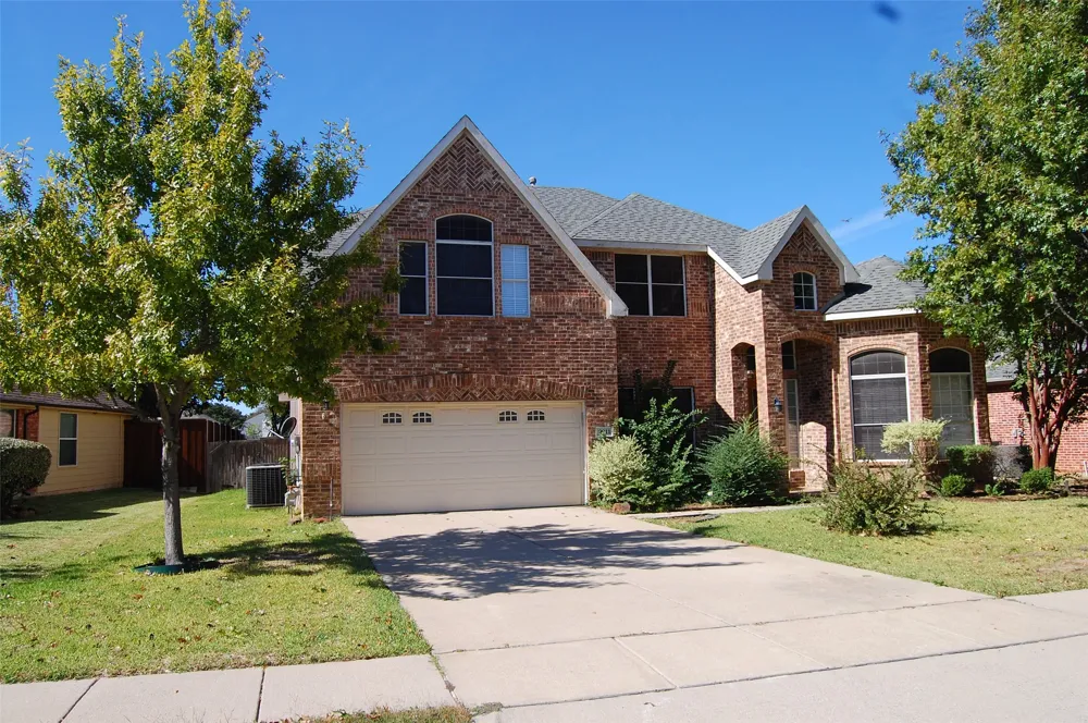 2011 Glen Manor Road Corinth, TX 76208