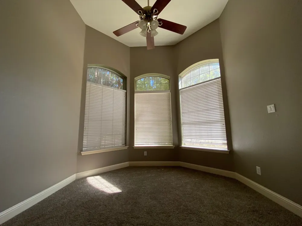 2011 Glen Manor Road Corinth, TX 76208