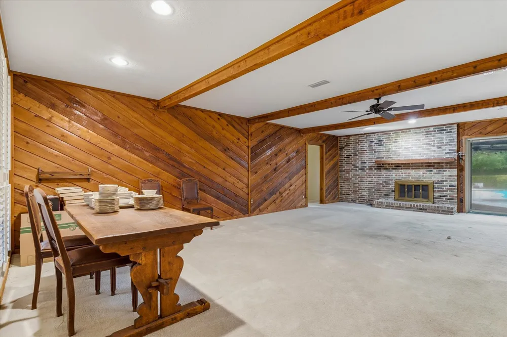 13121 Pennystone Drive Farmers Branch, TX 75244