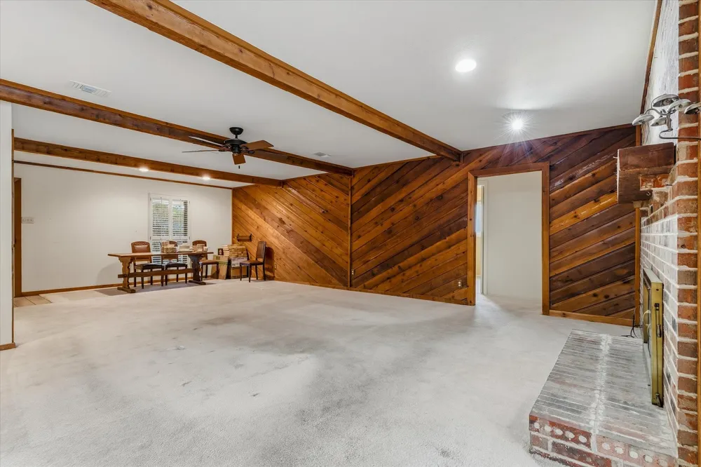 13121 Pennystone Drive Farmers Branch, TX 75244