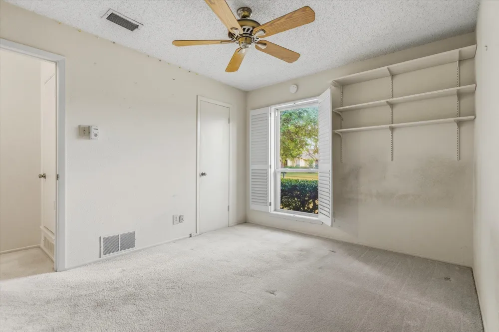 13121 Pennystone Drive Farmers Branch, TX 75244