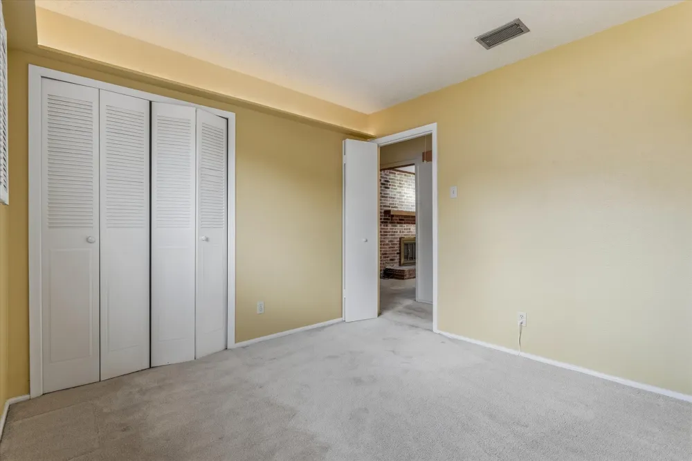 13121 Pennystone Drive Farmers Branch, TX 75244