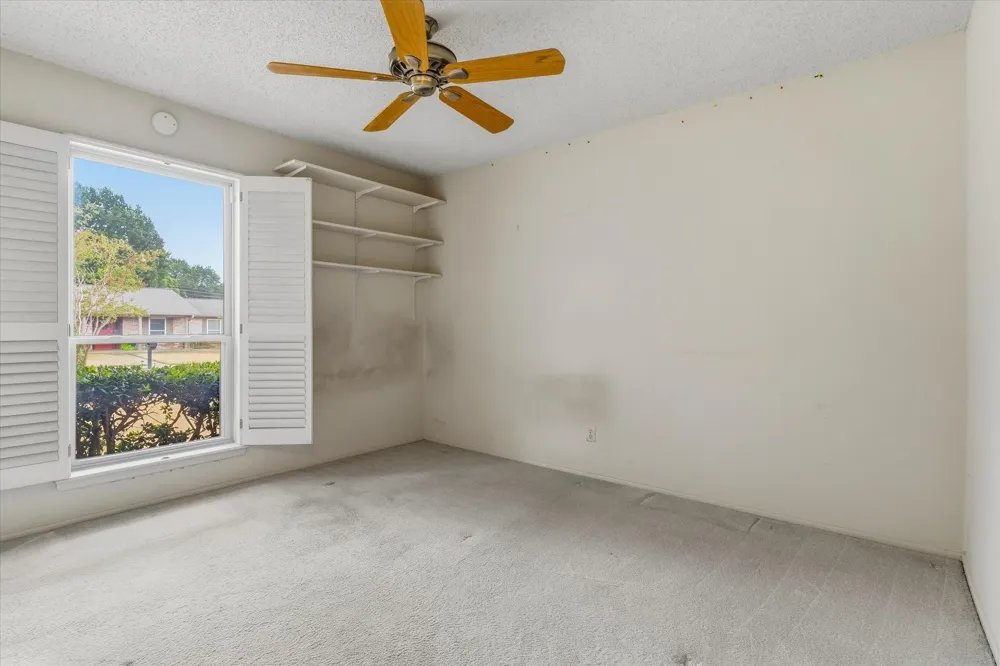 13121 Pennystone Drive Farmers Branch, TX 75244