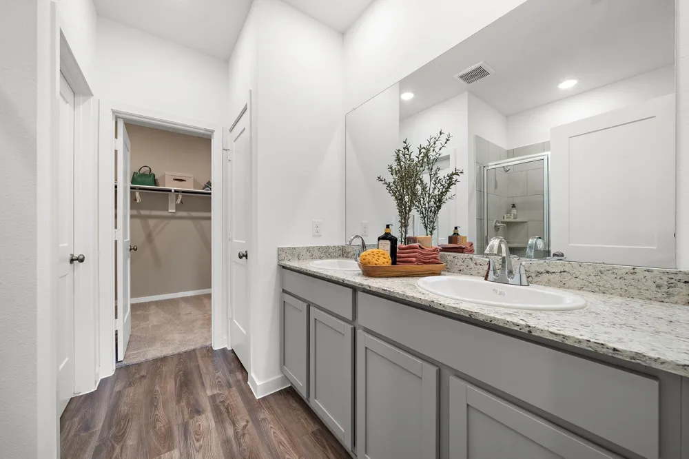 17142 King Eider Road Waller, TX 77484