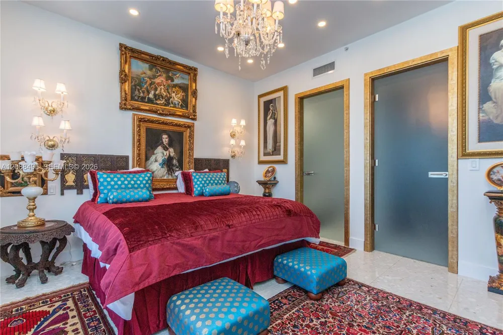 1425 BRICKELL AV #45D Miami, FL 33131