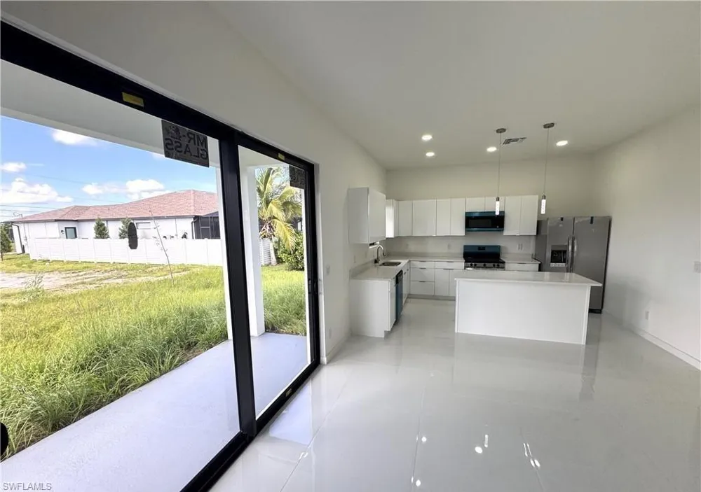 4116 NW 20th Terrace Cape Coral, FL 33993