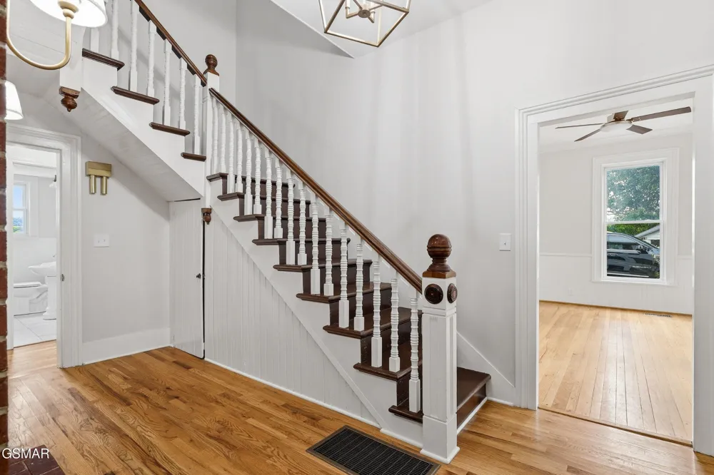 1440 McCleary Bend Road Sevierville, TN 37876