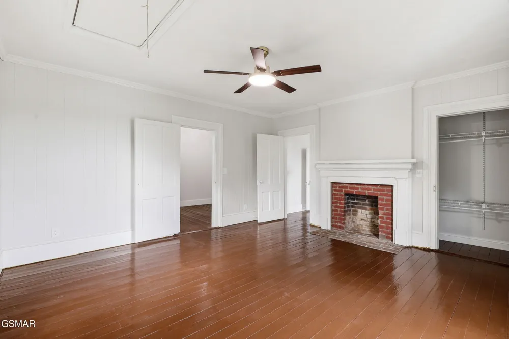 1440 McCleary Bend Road Sevierville, TN 37876