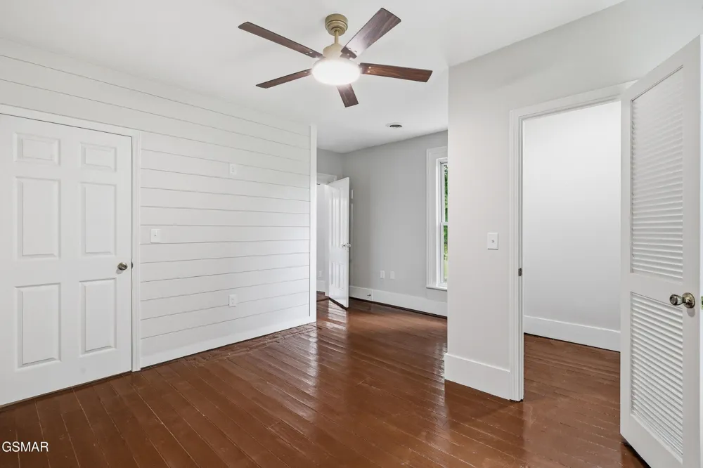 1440 McCleary Bend Road Sevierville, TN 37876