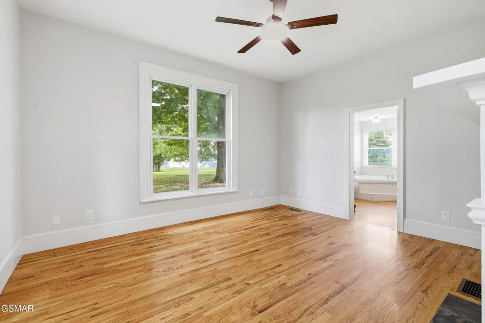 1440 McCleary Bend Road Sevierville, TN 37876