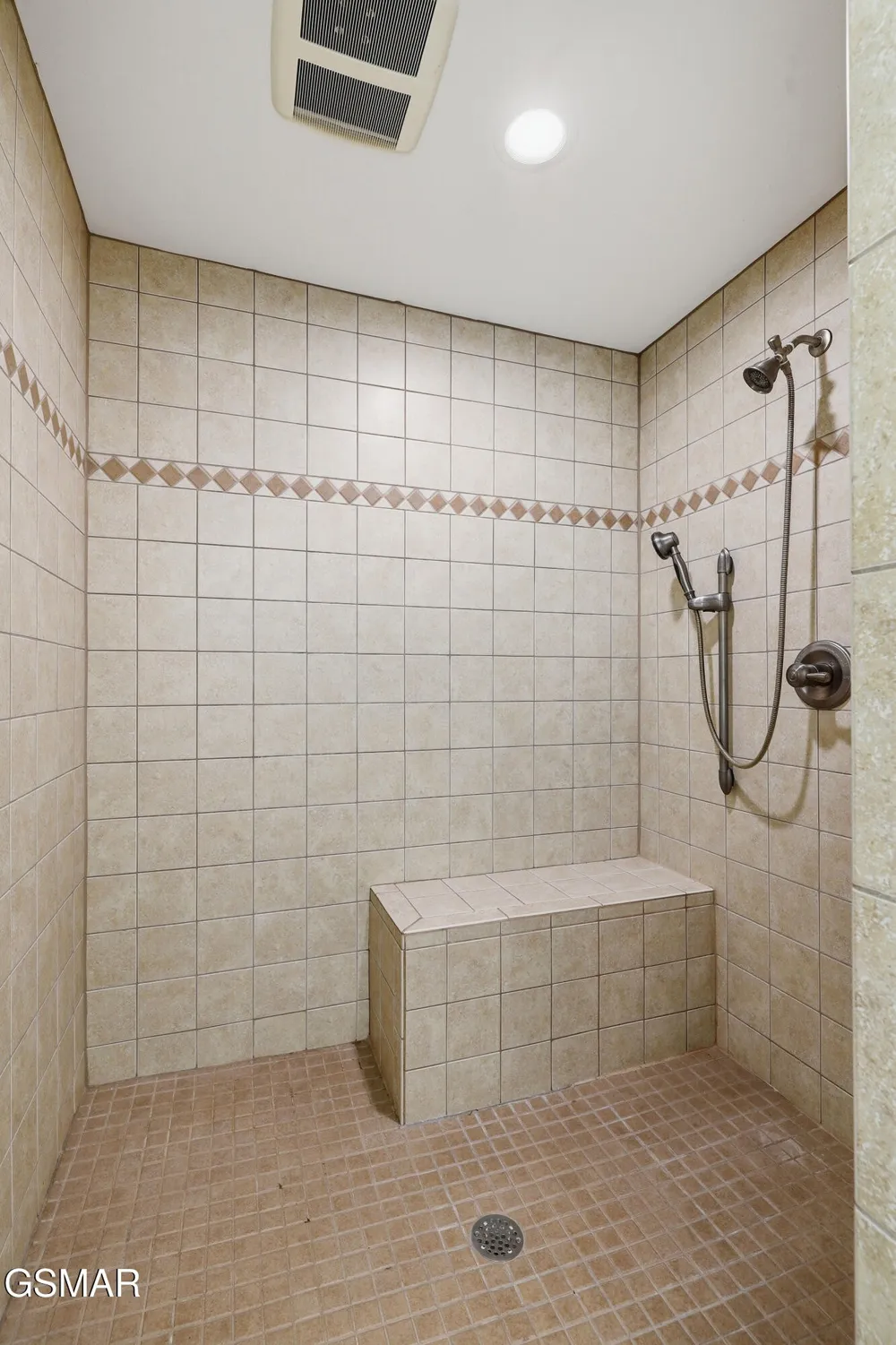 1440 McCleary Bend Road Sevierville, TN 37876