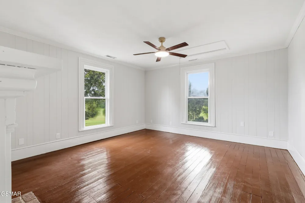 1440 McCleary Bend Road Sevierville, TN 37876