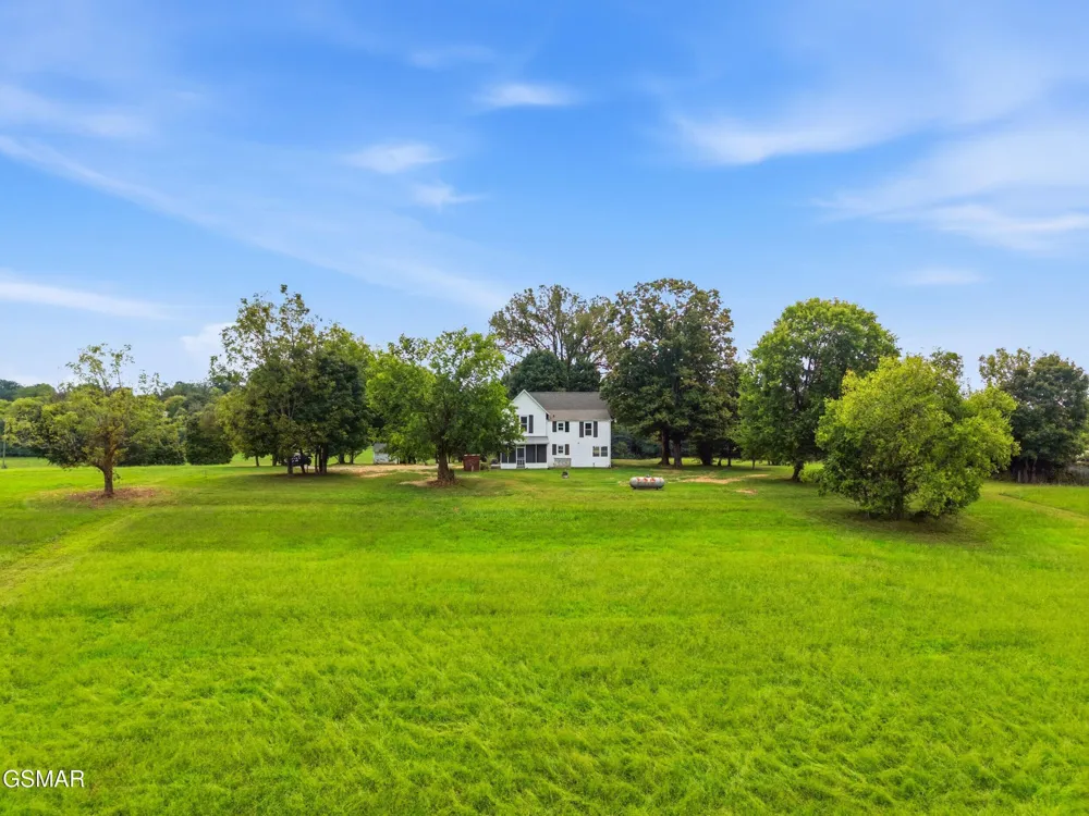 1440 McCleary Bend Road Sevierville, TN 37876