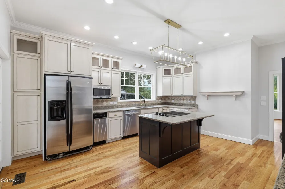 1440 McCleary Bend Road Sevierville, TN 37876