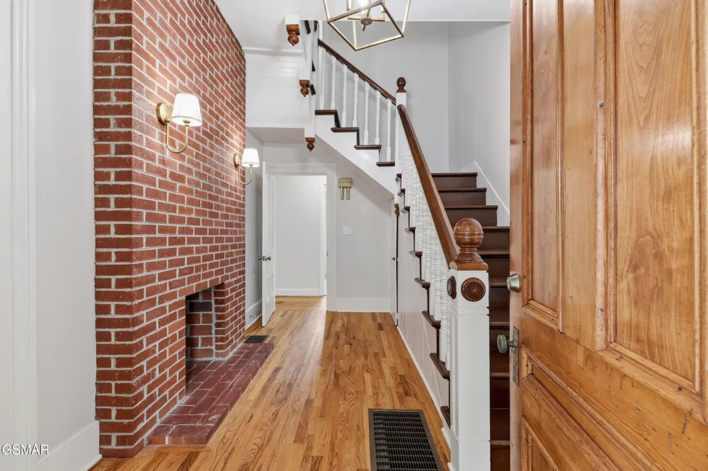 1440 McCleary Bend Road Sevierville, TN 37876