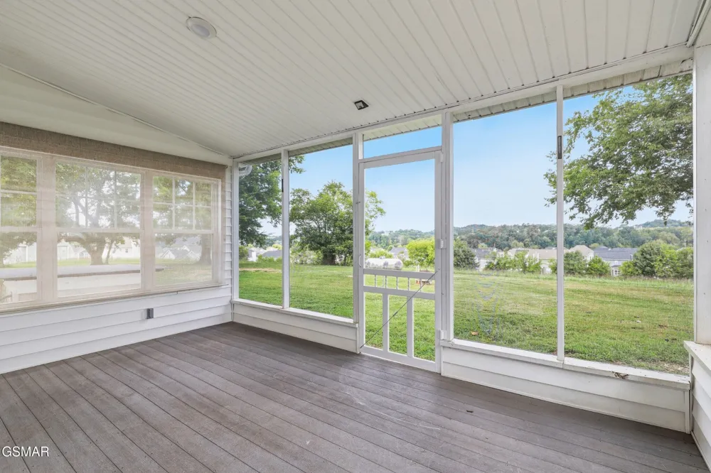 1440 McCleary Bend Road Sevierville, TN 37876