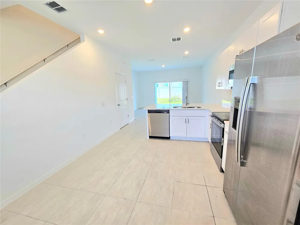 3098 SKYLINE LOOP Poinciana, FL 34758