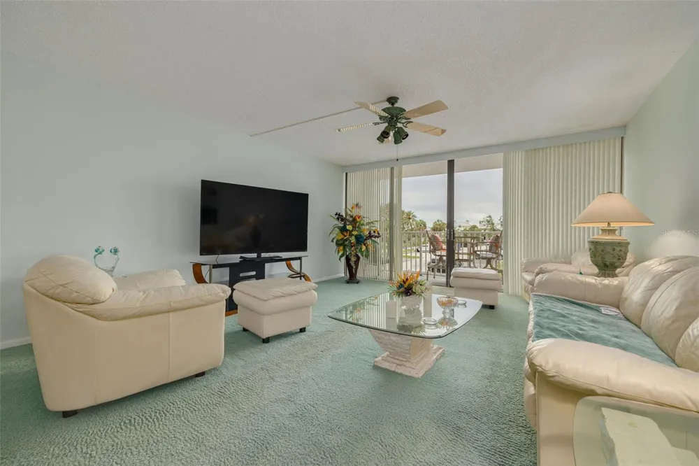 450 TREASURE ISLAND CAUSEWAY #201 Treasure Island, FL 33706
