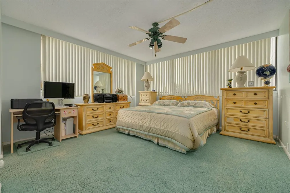 450 TREASURE ISLAND CAUSEWAY #201 Treasure Island, FL 33706